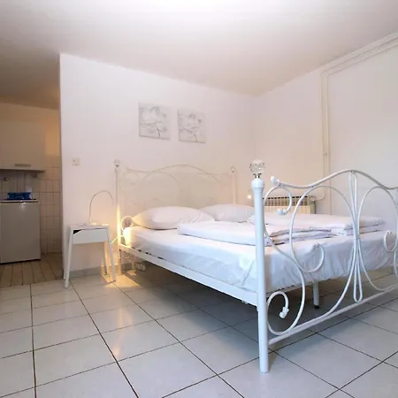 Appartamento Fuer 6 Personen Ca 60 Qm In Pjescana Uvala, Istrien Istrische Riviera