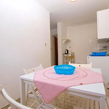 Fuer 6 Personen Ca 60 Qm In Pjescana Uvala, Istrien Istrische Riviera *