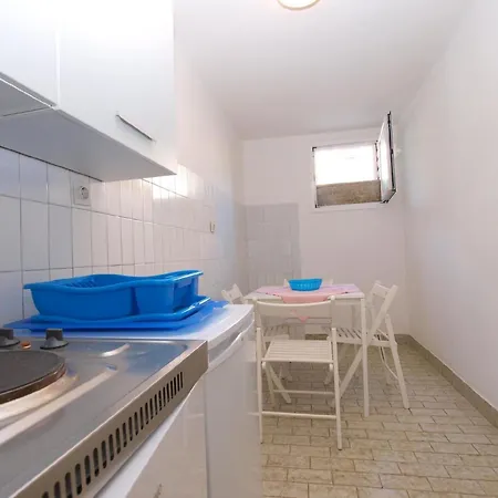 Fuer 6 Personen Ca 60 Qm In Pjescana Uvala, Istrien Istrische Riviera Pjescana Uvala